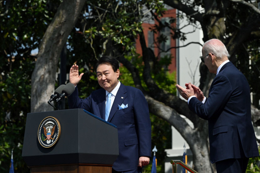 尹 이번주 G7 계기 외교 슈퍼위크…日선 한미일, 국내에선 캐나다·독일·EU 등