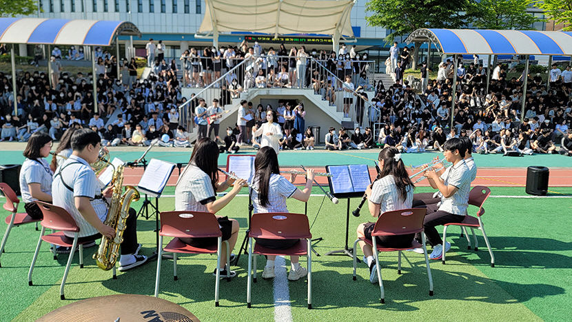 구미 형곡고, 스승의 날 사제동행 행복 축제 버스킹