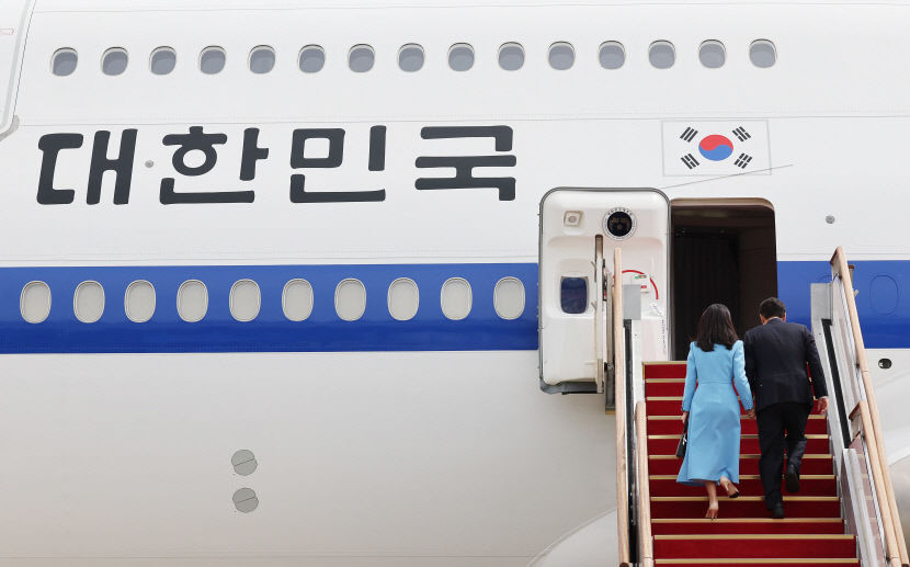 尹, G7·한미일 회담 등 정상외교 위해 19일 출국…日히로시마 2박3일 일정