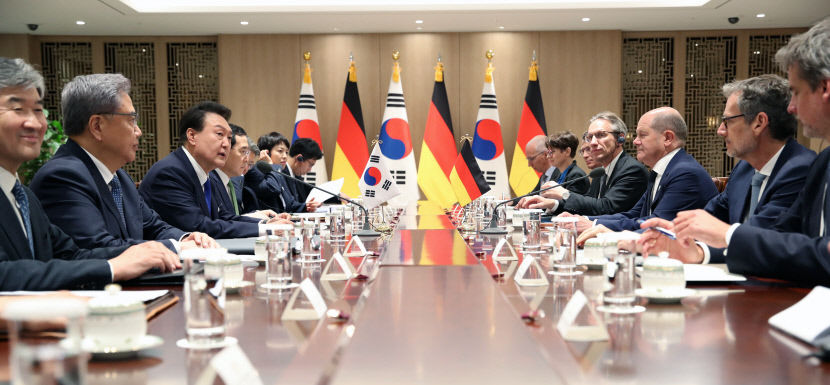 尹 귀국 직후 한독정상회담…첨단산업분야·공급망 다각화 협력 강화키로
