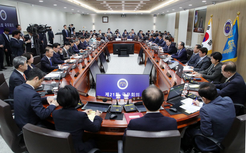 [속보]尹 G7 회의서 韓에 대한 달라진 시각 실감…글로벌 중추국가 실현