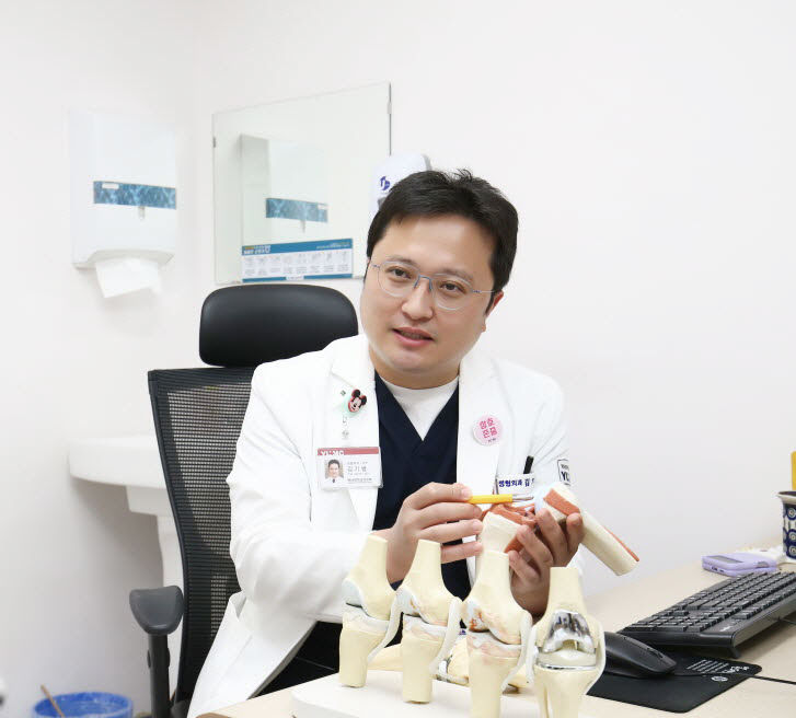 영남대병원 손욱진·김기범 교수팀, 2023 대한 운동계 줄기세포 재생 의학회 우수 구연상