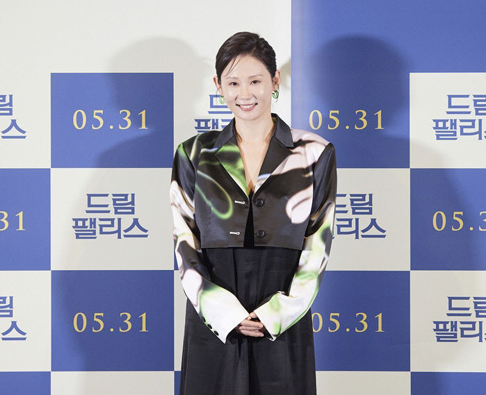 [시네 토크] 드림팰리스 김선영·이윤지 남편 목숨값으로 아파트 장만…비극적 울림