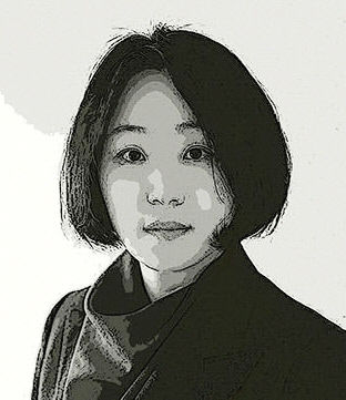 [한희정의 소소한 패션 히스토리] 디자인과 색상…새빨간 품격