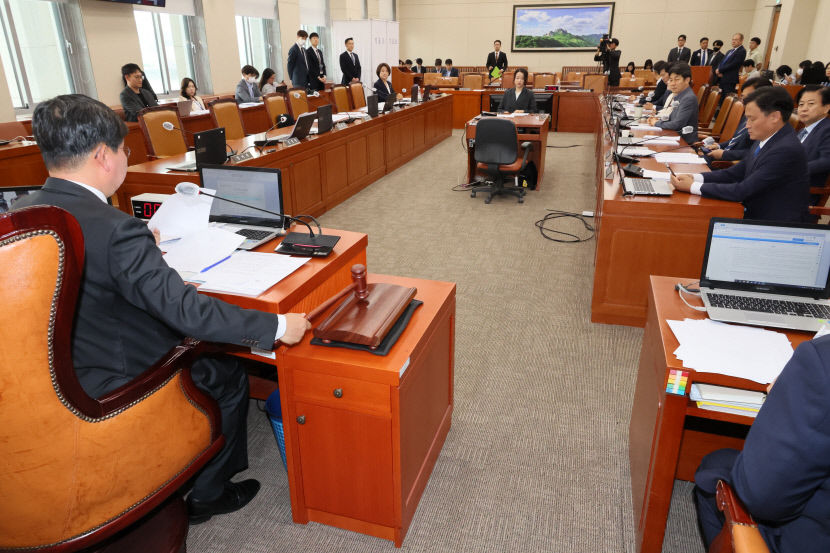 與 악법폭주 vs 野 행정독재…5월 마지막까지 충돌한 여야 6월에도?