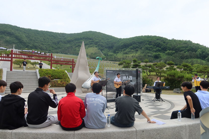포항산업과학연구원, 국립 영천호국원서 호국 정신 기려
