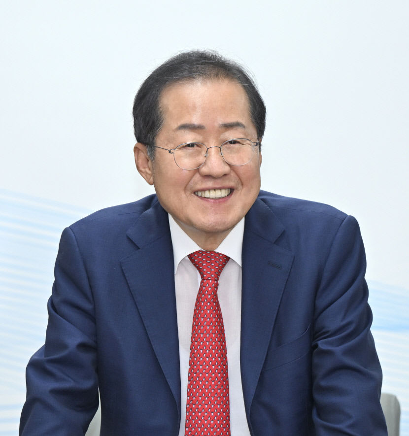 홍준표 TK신공항·후적지 개발 사업자 연말까지 선정