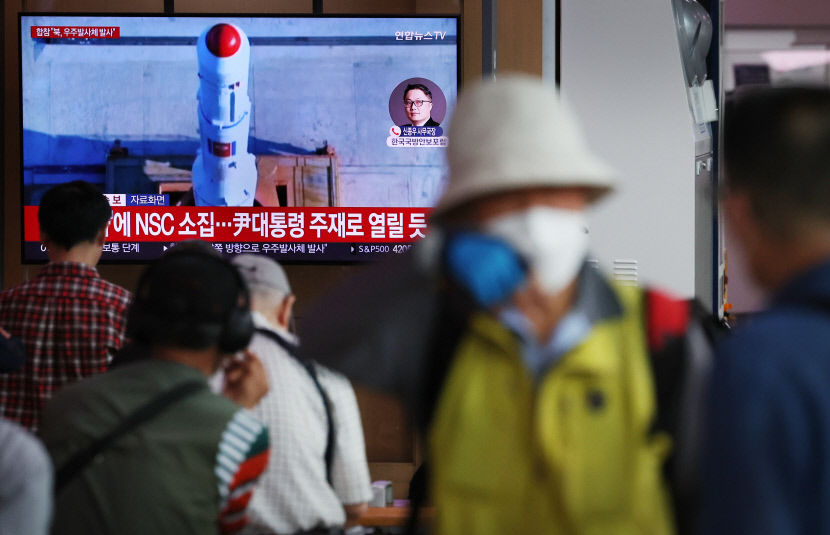 [北발사체] NSC 위성명목 장거리 탄도미사일은 심각한 도발 규탄 목소리