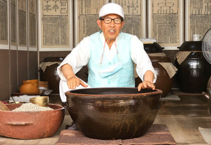 경주 교동법주 찹쌀로 빚은 대한민국 최고의 민속주…신라의 비주(秘酒)
