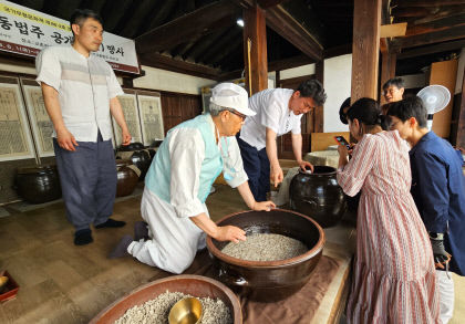 경주 교동법주 찹쌀로 빚은 대한민국 최고의 민속주…신라의 비주(秘酒)