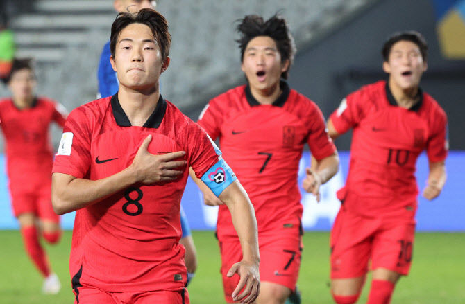 김은중호.jpg