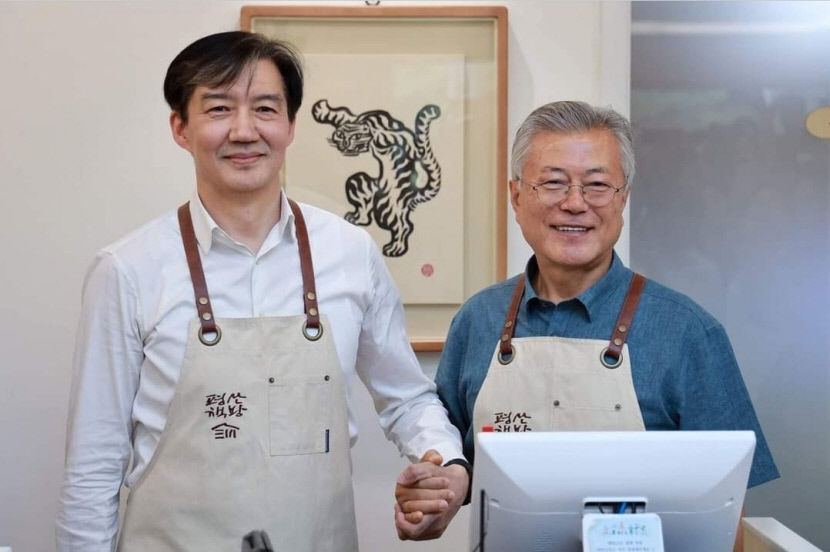 3년 반 만에 文 만난 조국…총선 출마설도 재점화