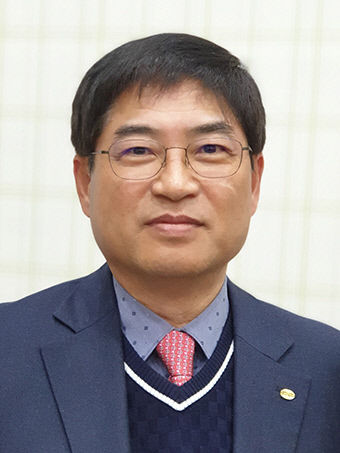 해외 기술 의존도 극복 위해 연구개발 고심 특수윤활제 제조 루브캠코리아