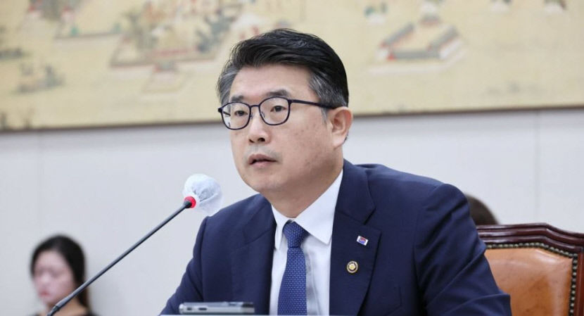 교육차관 교육당국·사교육 한통속 대통령 지적 무겁게 받아들인다