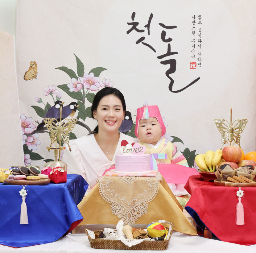 칠곡군, 영남 최초로 실시한 돌상·백일상 무료 대여 서비스 호응