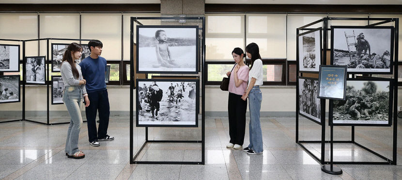 계명대, 사진전 등 다채로운 행사…호국영령 기리다