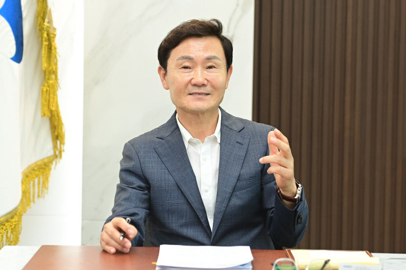 이남철 고령군수 인터뷰 쉼없이 군민목소리와 현장 찾아…고령을 글로컬의 표본 만들겠다