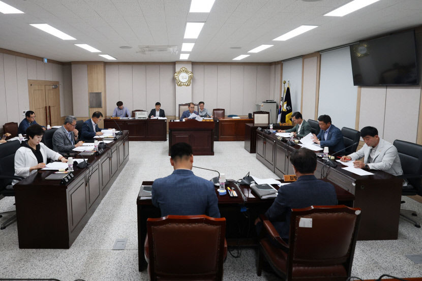 영양군의회 개원 1주년 맞아 새로운 각오 다져