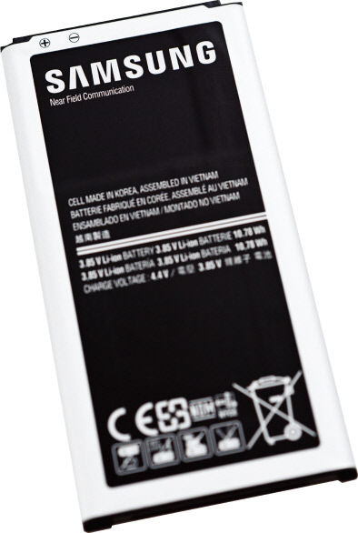 유럽發 배터리 녹색장벽…추억의 탈착식 휴대폰 돌아오나