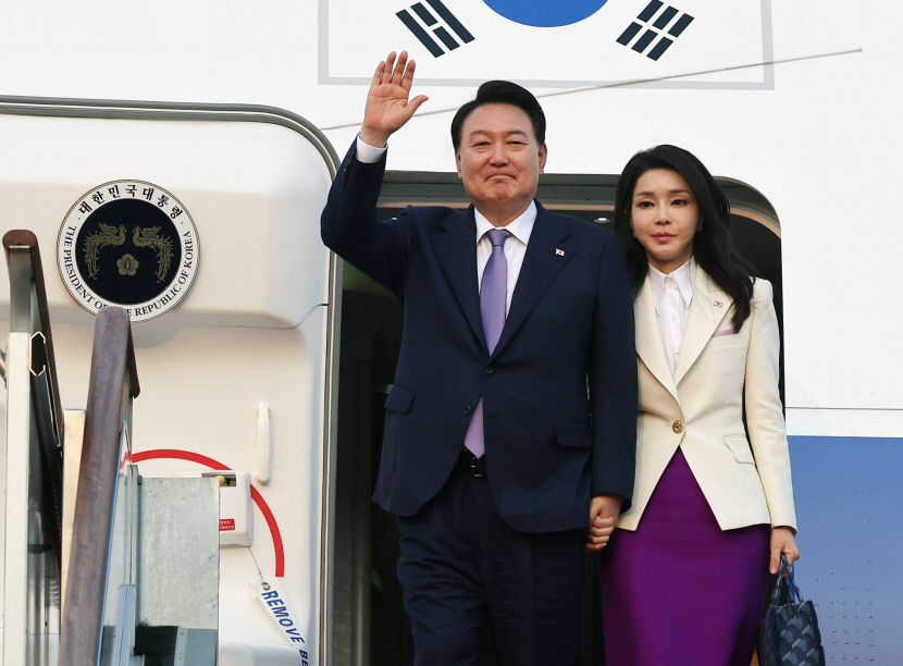 尹 10~15일 리투아니아·폴란드 순방…연쇄회담 속 한일 오염수 논의 관심