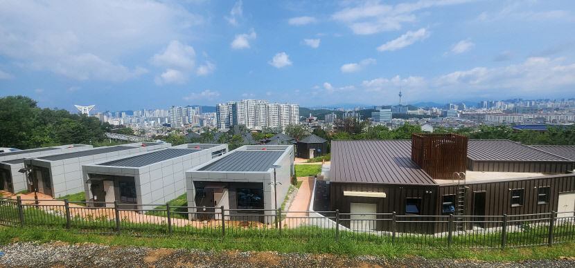 77억 쓰고 건축법 위반 논란 앞산 해넘이 캠핑장, 공익감사 받는다