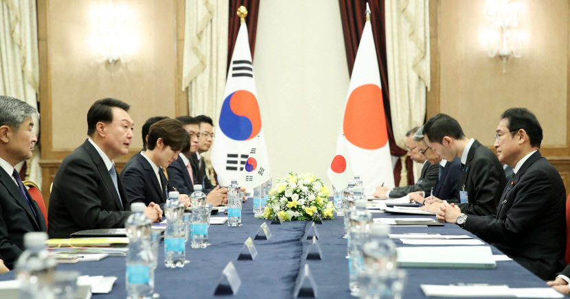 尹, 기시다 日총리에 국민건강 최우선…기시다 한국민 건강 악영향 방출 않을 것