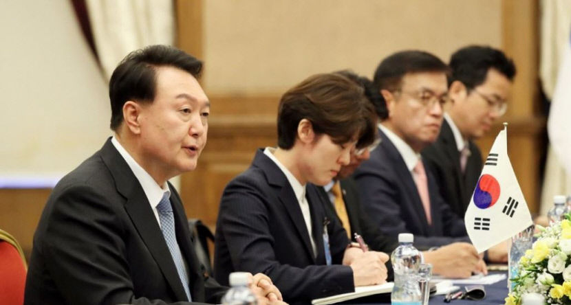 윤 대통령 국정 지지율, 1주일 만에 6%p↓…TK서도 2%P↓