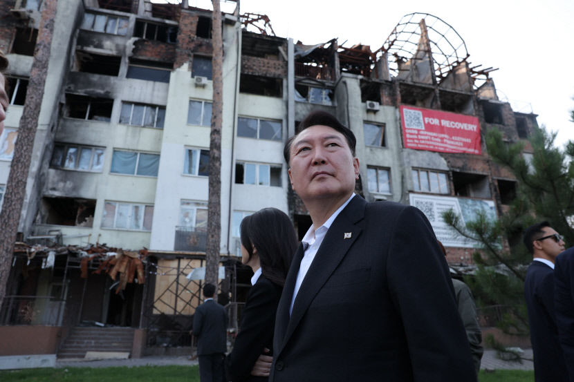 尹 우크라이나 전격 방문…잠시 후 젤린스키 대통령과 정상회담
