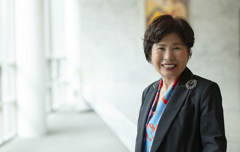 [출향인사를 찾아서]대구 출신 김성애 대구가톨릭대 前 재경동창회장 십시일반의 지혜로 모두가 더불어 나아가는 공동체 만들어가야