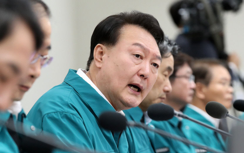 尹 우크라와 함께할 것…우리 국민도 지지 방문 당위성 재차 강조