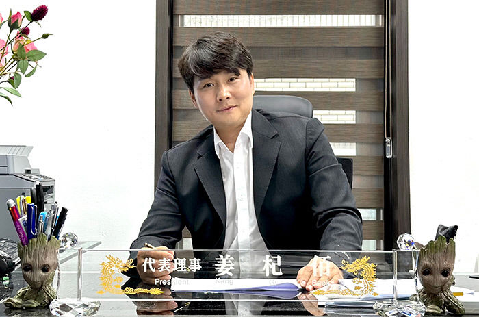 [위클리포유 커버 스토리] 영남일보 고교동문 골프대회 개최 세븐밸리CC&리조트 강기백 대표이사 PGA 챔피언 코스, 동문과 호쾌한 스윙