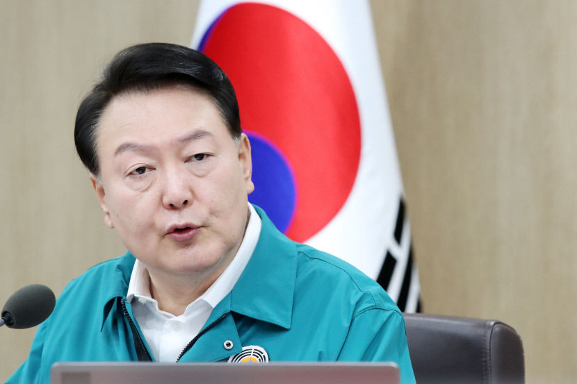 尹 이권·부패카르텔 보조금 삭감해 폭우 피해 지원…일각선 비판도