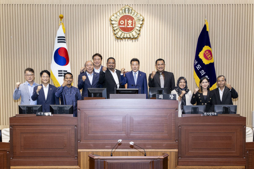 印尼족자카르타주의회 경북 첫 공식방문…새마을운동·스마트팜 등 현장 보고 갔다