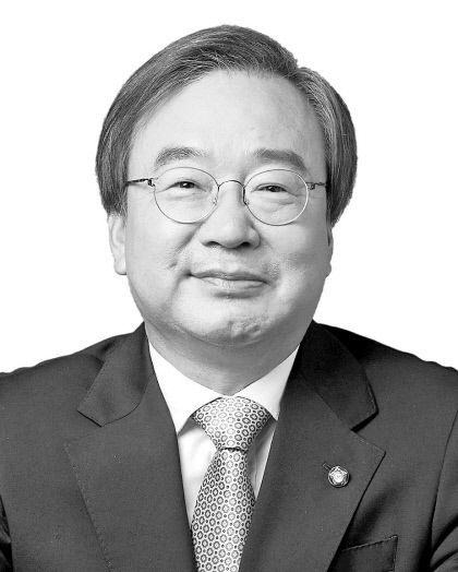 [돌직구 핵직구] 골프 징계 유감