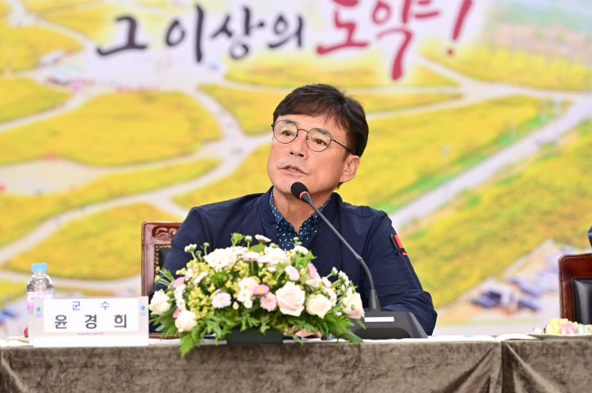명품 청송사과 꼭지 무절단 유통