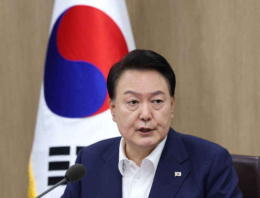 尹 폭우 피해복구 신속히 이뤄져야…교권확립 고시 2학기부터