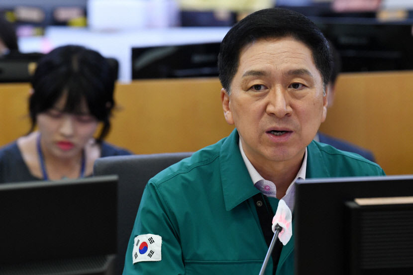 국민의힘 지지도, 총선 격전지 수도권서 민주당에 앞서