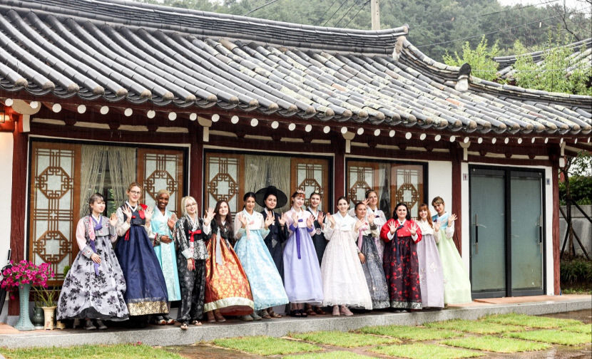 외국인 인플루언서, 안동 예끼마을에 홀릭