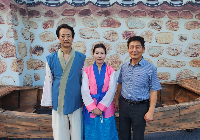 의성군 합창단원 40명 중 30명 데뷔무대 비지땀