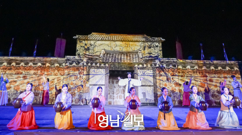 실경뮤지컬 박서생 막 올라…화려한 개막 무대 관객 탄성…궂은 날씨 공연 중단 아쉬움