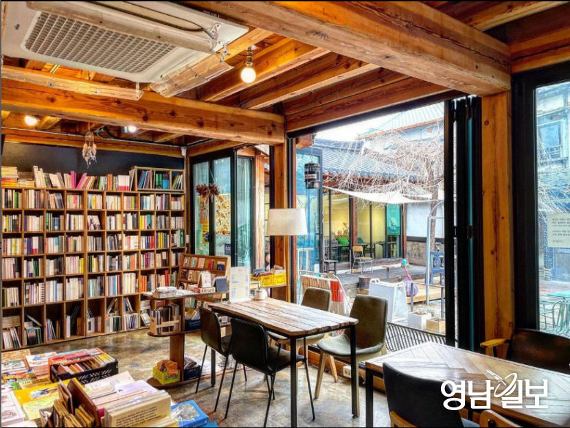 서점도 힙해야 발길 간다…독립서점 찾는 Z세대