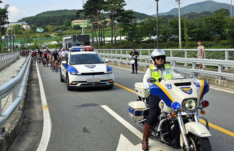 경주경찰, 안전한 교통관리로 전국 자전거 힐클라임 대회 성공에 일조