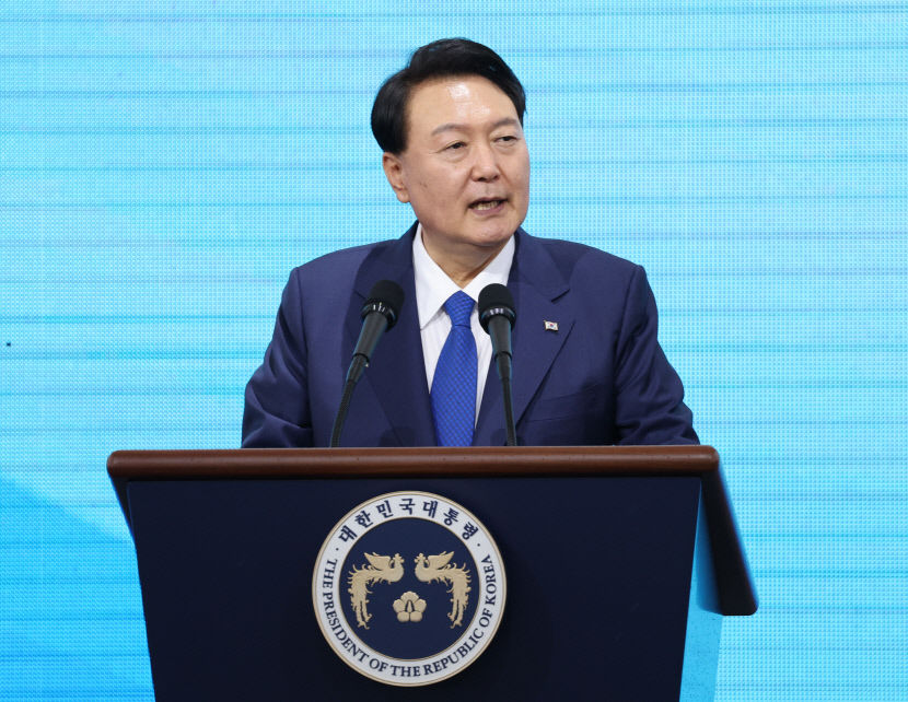 尹 해경이 바다 안전지킬 때 新해양강국 발전…해양경찰의날 기념식 참석