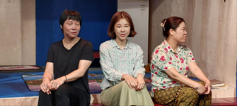 정통 사실주의 연극 그집에는 9월 3일까지 예전아트홀 무대에