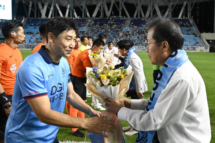 영남일보 국제축구대회, 선선한 가을 바람 속 축구열기로 금요일 불태웠다