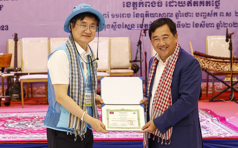 경북 슈바이처들, 캄보디아서 사랑의 인술