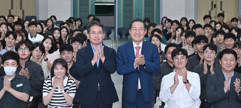 홍준표 군위 10만명 인구 폭증지역으로 만들 것…에어시티 조성 구상 공개했다