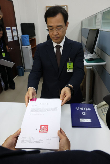 홍준표 대구시장, 이재명에 영장실질심사, 당당하게 정면돌파하라