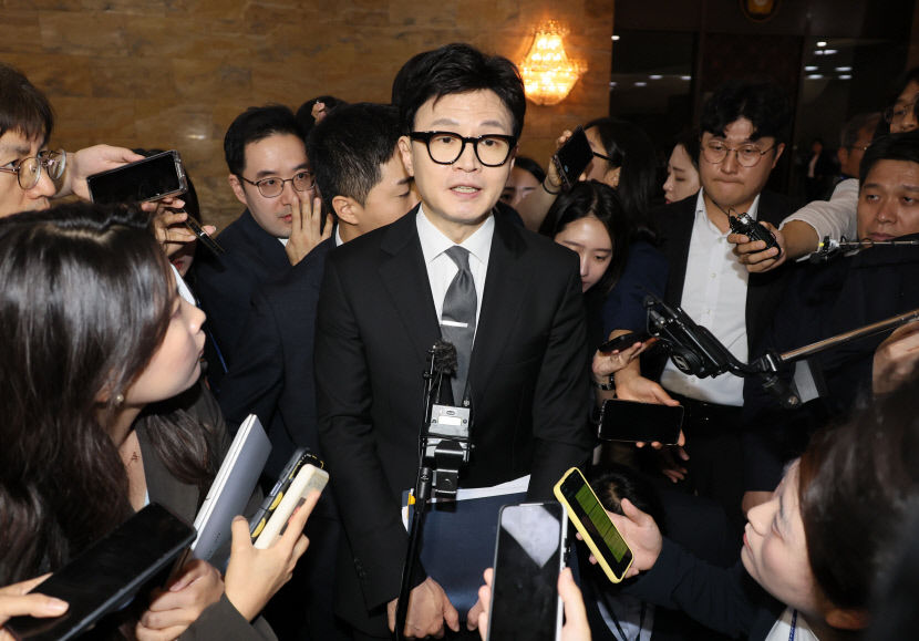 한동훈 이재명 잡법 아닌 중대범죄 혐의자… 체포안 설명엔 고성·야유도