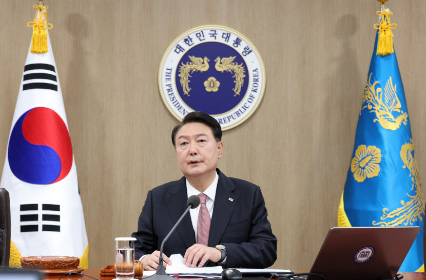 [속보]尹 AI, 디지털규범의 정립과 국제기구설립 韓 주도…국무회의서 권리장전 보고